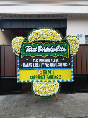Papan Bunga Duka di Bonggo Timur
