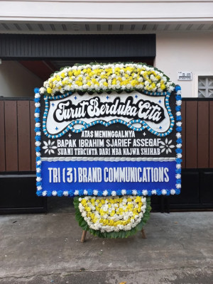 Papan Bunga Duka di Bonggo Timur